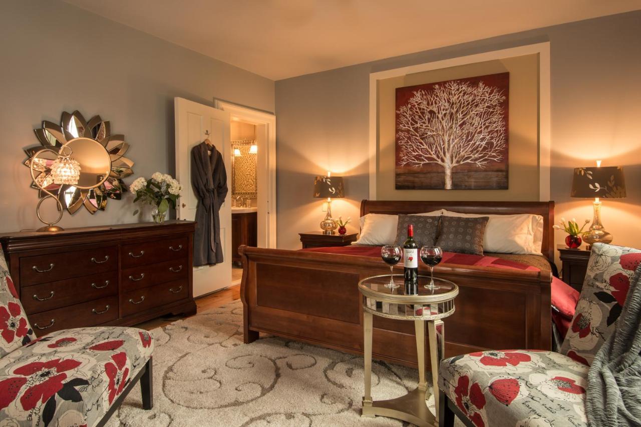 Gothic Eves Inn And Spa Bed And Breakfast Trumansburg エクステリア 写真